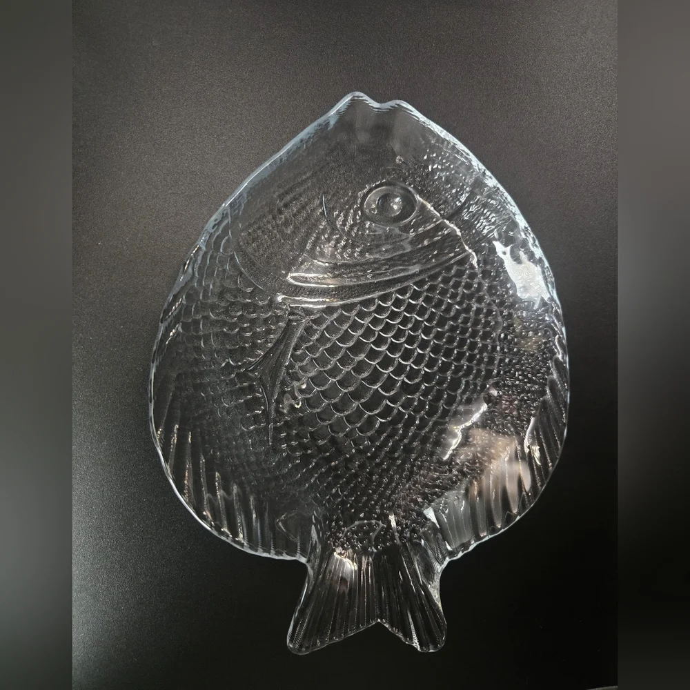 Pasabahce Marine Crystal Elegant Clear Fish-Shaped Glass